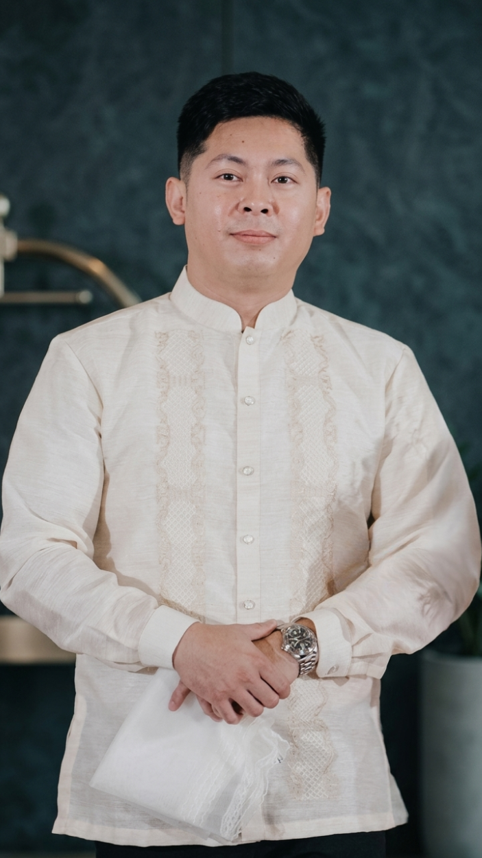 Mike — founder of Hineni Group